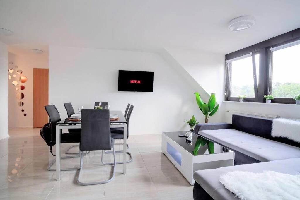 Top Equipped Netflix Wlan Centro Olga-Park Appartement Oberhausen  Buitenkant foto